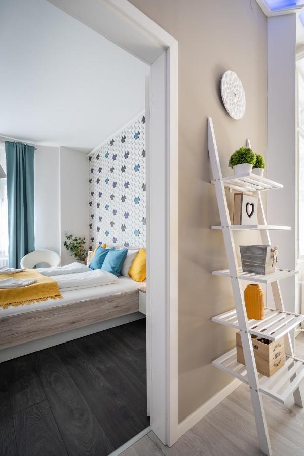Bpr Lavish Suite In Budapest Downtown Exterior foto